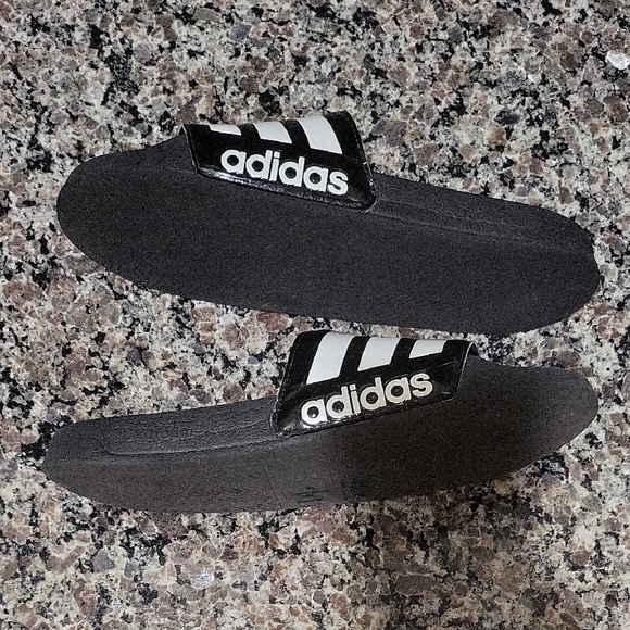 Adidas Black and White Striped Slides - Picture 5 of 9